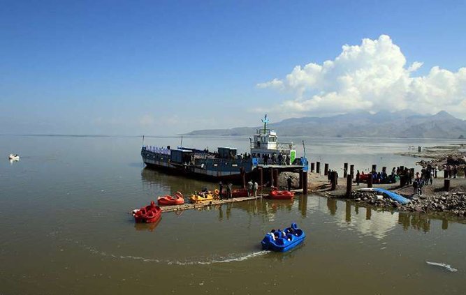 دریاچه ارومیه با مشارکت کشاورزان محلی از خطر خشکسالی می رهد