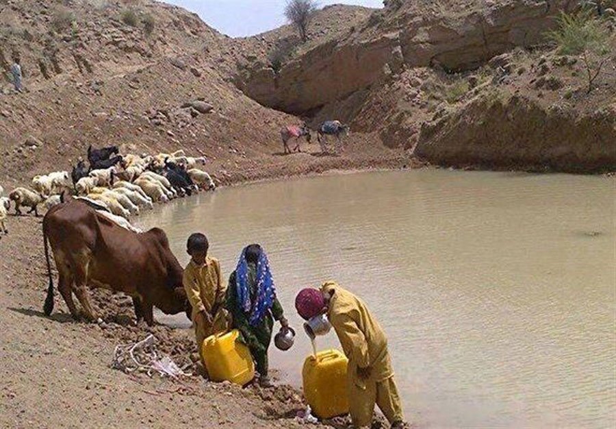 وضع بد مردم سیستان در عدم دسترسی به آب آشامیدنی و مخاطرات آن