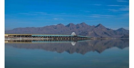کاهش طبیعی تراز دریاچه ارومیه در فصل تابستان