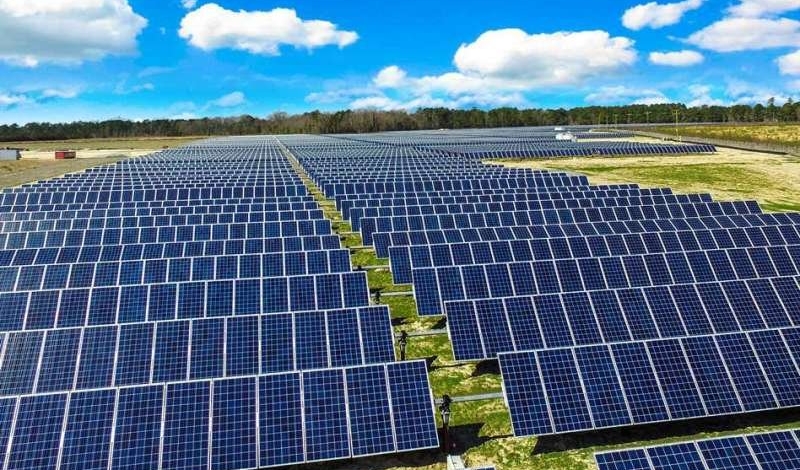 معرفی ۱۰ نیروگاه خورشیدی بزرگ جهان