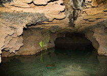 تا کنون بیش از ۹۰ غار در کردستان شناسایی و کشف شده است