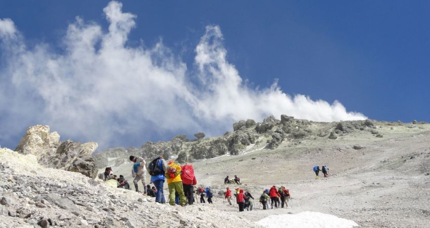 کوهنوردی در قله دماوند