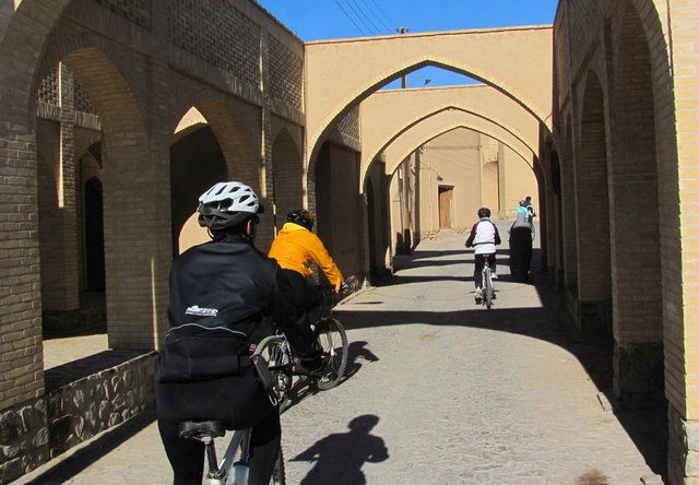 بافت تاریخی یزد آماده دوچرخه سواری