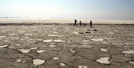 بررسی دلایل خشکی دریاچه ارومیه