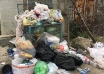 انباشت زباله‌ها در برخی مناطق آمل