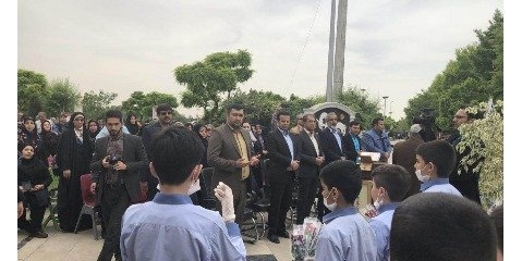 گرامیداشت روز جهانی زمین پاک در بوستان المهدی 