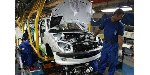 احتکار خودرو به وسیله خودروسازان به هیچ عنوان صحت ندارد