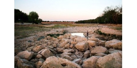 ایران با مصرف حدود ۸۸ درصد از منابع تجدیدپذیر به بحران آبی رسیده است