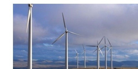  سه هزار هکتار زمین برای احداث نیروگاه‌های بادی و خورشیدی در سمنان واگذار شد
