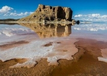 خطر گسترش کانون گرد و غبار در حاشیه دریاچه ارومیه