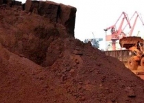 قاچاق خاک ایران همچنان ادامه دارد