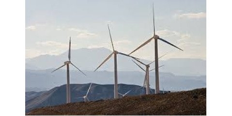 طراحی و ساخت توربین بادی محور عمودی با بهره گیری از انرژی‌های تجدیدپذیر در کشور