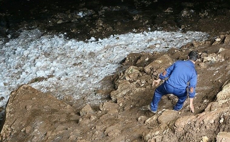 دامداران درفک گیلان ذخیره ی یخی خود را از دست دادند