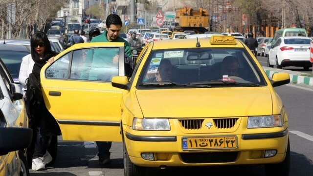 دو سوم تاکسی‌های تهران فرسوده هستند/افزایش سهم‌ تاکسی‌های فرسوده در تولید آلاینده‌ هوا در سال99