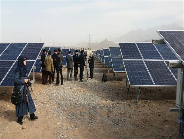 لابی‌ها جواب داد:ممنوعیت واردات پنل‌های خورشیدی 