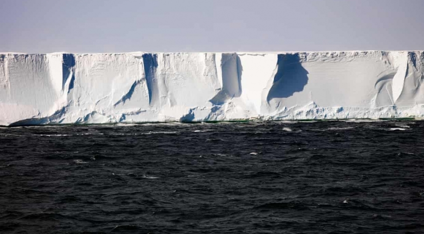 تحقق اهداف توافقنامه پاریس نیز سودی ندارد / ذوب یخ های قطب جنوب سطح دریاها را 2.5 متر افزایش خواهد داد