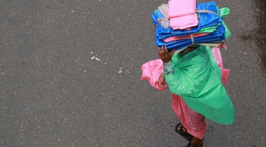 تبدیل کیسه های پلاستیکی به لباس برای مد پایدار