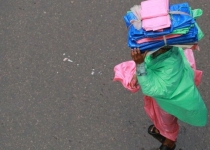 تبدیل کیسه های پلاستیکی به لباس برای مد پایدار