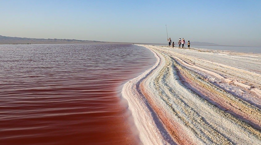 بهره‌برداری از دریاچه نمک قم مشروط به رعایت مسائل زیست محیطی است
