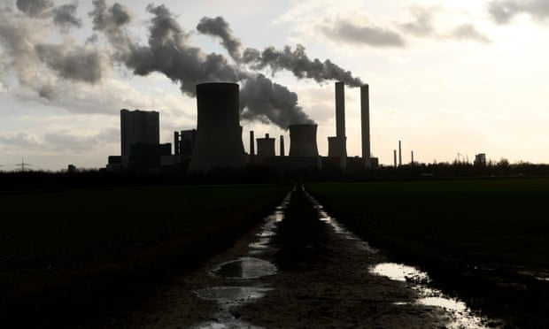 چین به اندازه کل مصرف برق بریتانیا نیروگاه زغال سنگ سوز خواهد ساخت