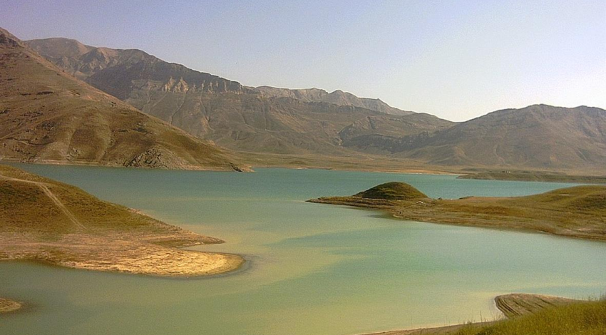  احداث سد سیوند نظام ورودی آب به تالاب بختگان و طشک را از بین برد/ جانمایی اشتباه سد سیوند مانع آبگیری آن شد