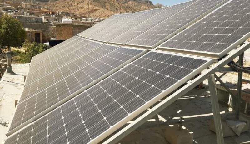 آغاز عملیات اجرایی ۹ نیروگاه خورشیدی در اصفهان همزمان با هفته دولت
