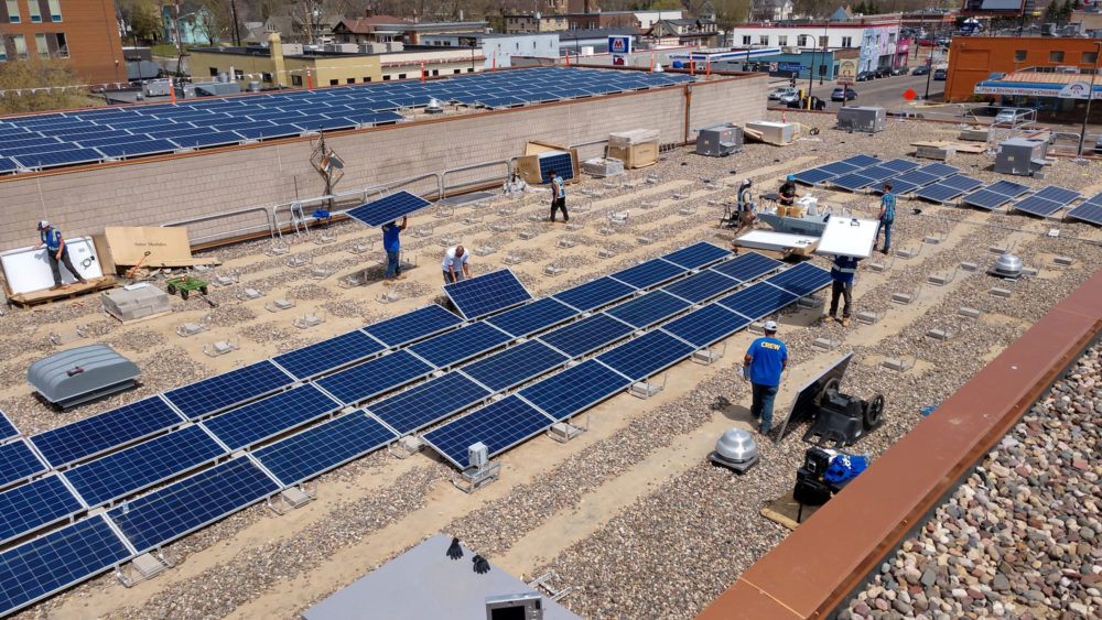 اولین نیروگاه خورشیدی شمالغرب کشور به بهره برداری رسید
