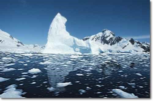 آب شدن یخهای قطبی در اثر گرمایش زمین