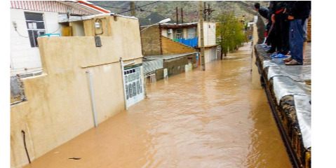 جهت مشاهده مهمترین مطالب مرتبط می توانید بر روی هر یک از عناوین زیر کلیک کنید:  کاهش مصیبتهای سیلهای اخیر با فناوری‌های دانش بنیان​ خسارت سیل، دست انتقام آب از توسعه ناپایدار​ بلایای طبیعی و خسارتهای اقتصادی ناشی از آن با نگاهی به خسارات  اقتصادی سیل در ایران بررسی ابعاد اقتصادی سیل​ بررسی عملکرد سیمره در کاهش خسارت‌های سیلاب‌های فروردین ۹۷ دوره ترسالی را با بهره برداری کامل از باران آغاز کنیم علت سیل لرستان چه بود؟  