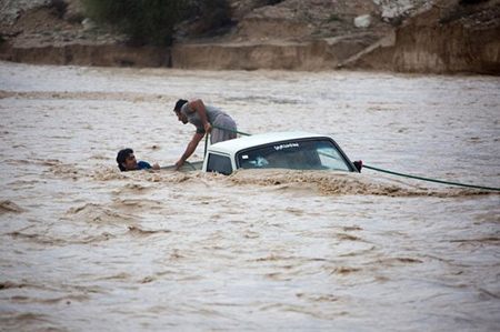 سیل و راهکارهای مقابله یا آن