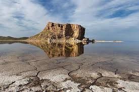 آشکارسازی خشکسالی های هواشناسی و هیدرولوژیکی جنوب شرق دریاچه ارومیه