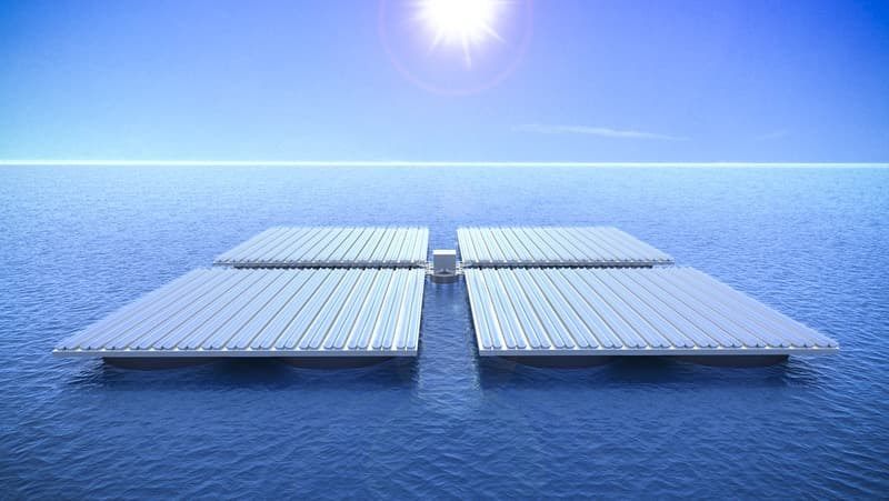 پنل خورشیدی بر روی آب