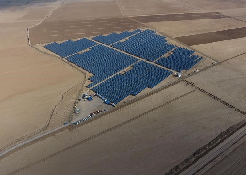 نیروگاه‌های خورشیدی امیرکبیر و خلیج فارس همدان
